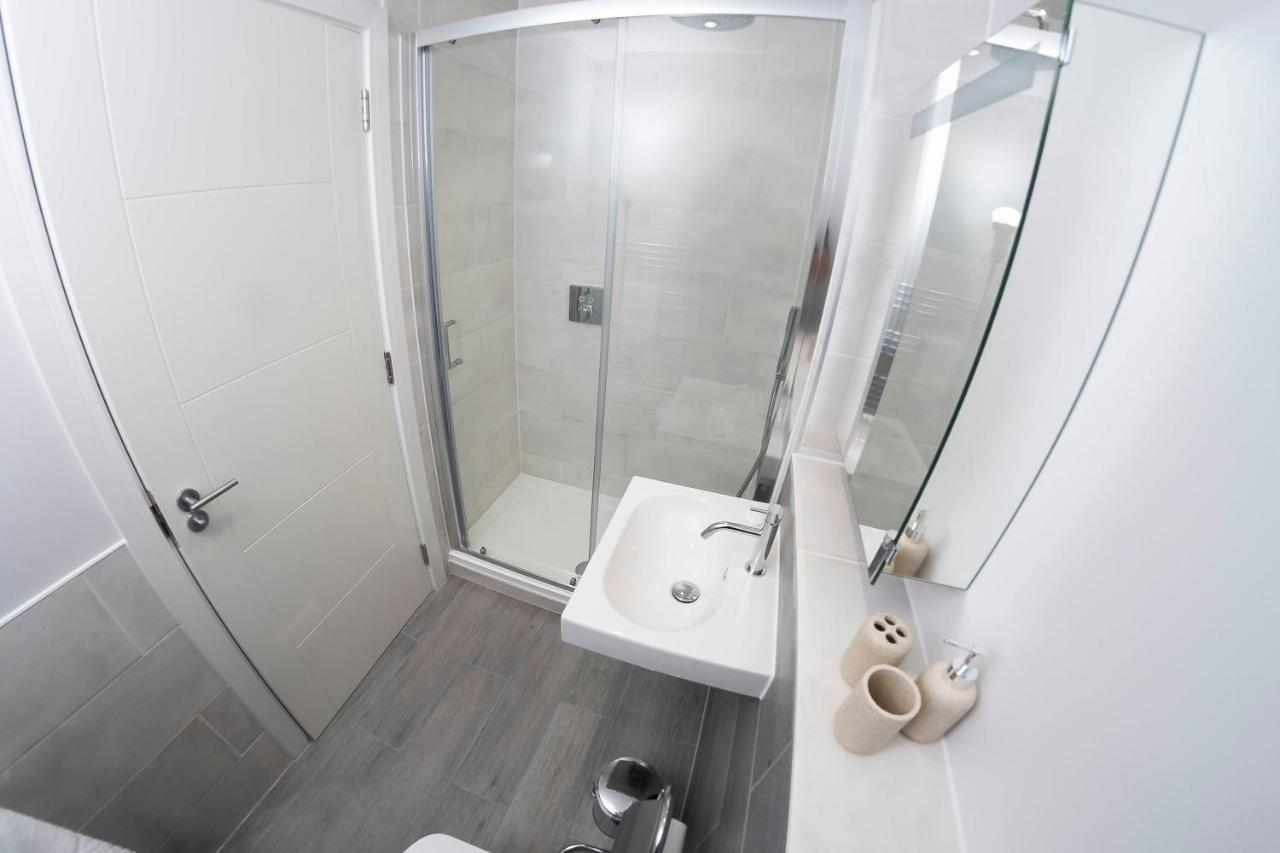 7 Putsborough - Luxury Apartment At Byron Woolacombe, Only 4 Minute Walk To Woolacombe Beach! Εξωτερικό φωτογραφία
